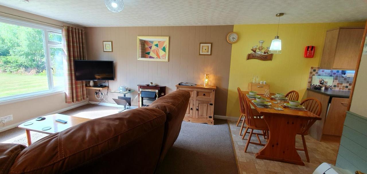 Torcroft Lodges Drumnadrochit Eksteriør bilde
